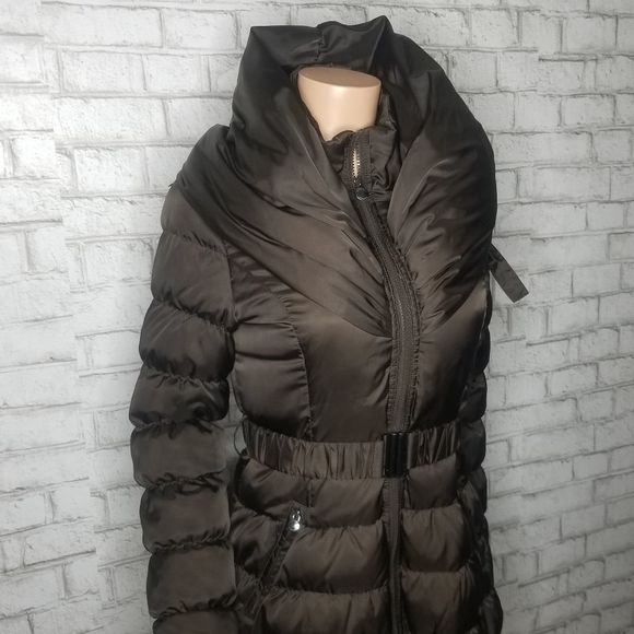 Stylish Outerwear Puffer With hood - Picture 7 of 9